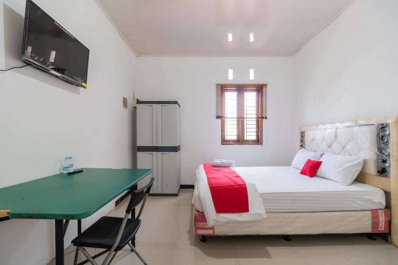 Reddoorz Near Terminal Bubulak Hotel Bogor