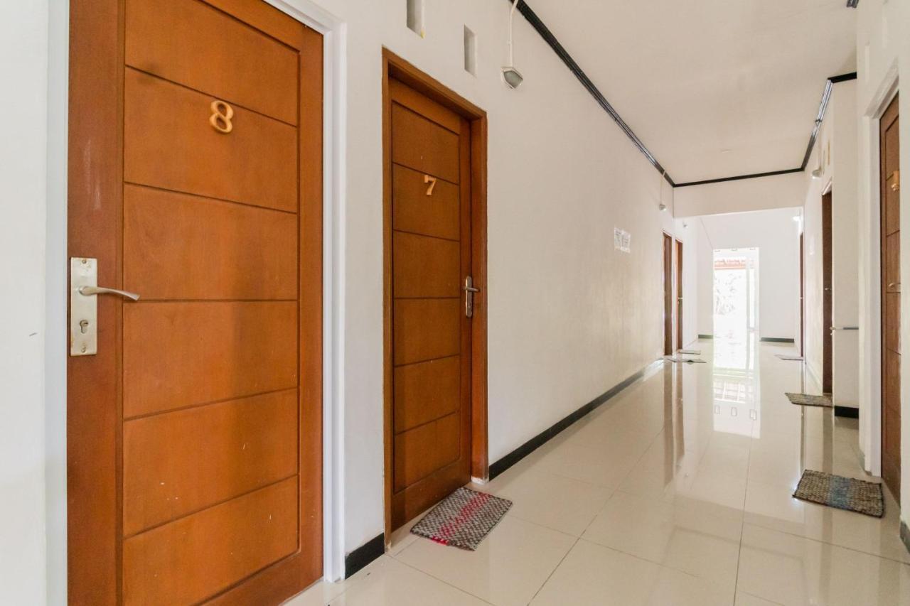 Reddoorz Near Terminal Bubulak Hotel Bogor